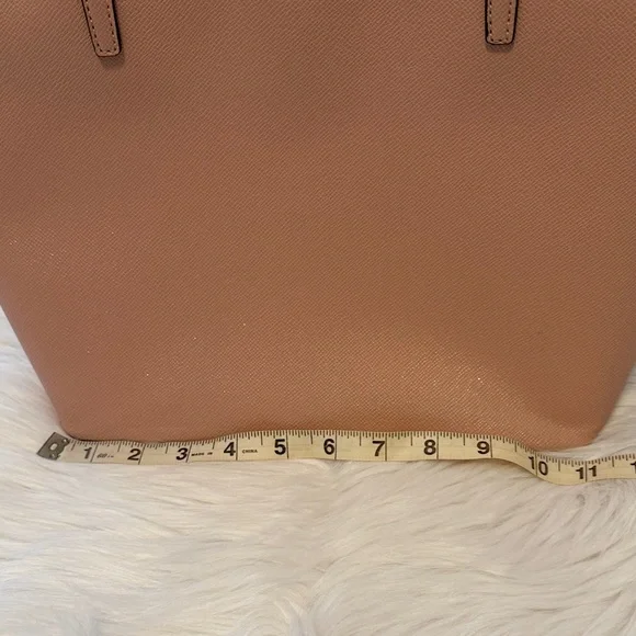 GUESS Pink Women's Tote Bag - Picture 2 of 9